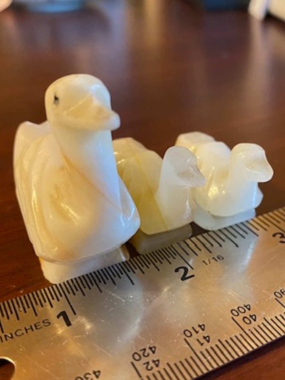 VTG Hand Carved Mexico Onyx Duck and ducklings - very cute curio item